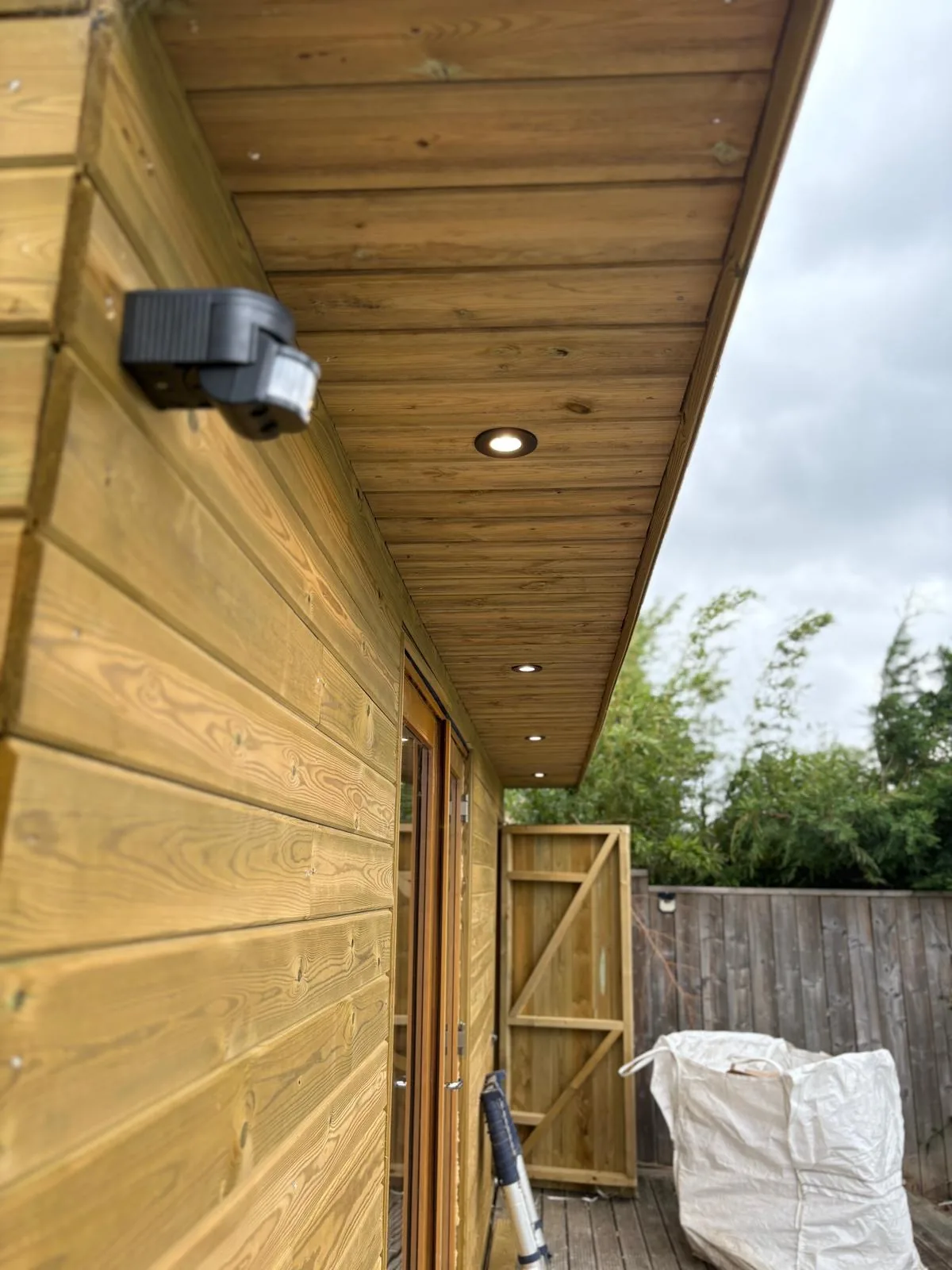 Outdoor Power & Garden Electrics
